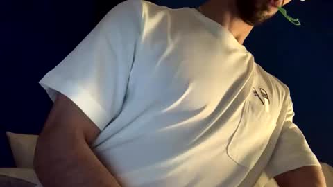 Jewbb online show from November 2025 06:27:01 AM