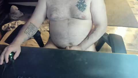 Snapshot of dadbodfatrod chatting on February 2025 10:53:01 PM Daddy online show from February 2025 10:53:01 PM
