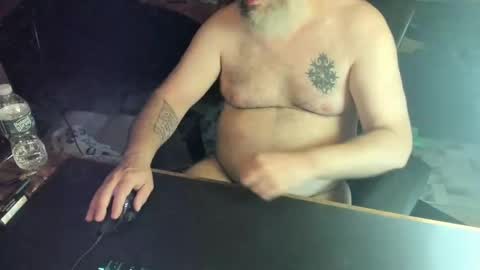 Snapshot of dadbodfatrod chatting on October 2025 09:26:02 PM Daddy online show from October 2025 09:26:02 PM