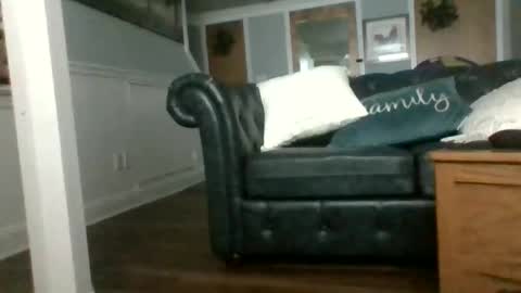 cumslutangel online show from January 2026 02:49:01 AM