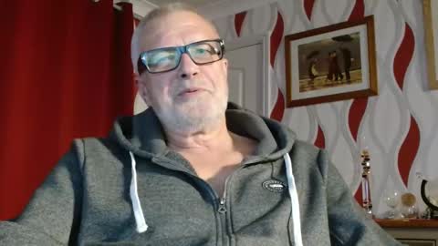 Snapshot of daddiescockforyou chatting on October 2025 08:07:01 PM Brian ... online show from October 2025 08:07:01 PM