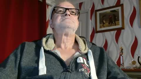 Snapshot of daddiescockforyou chatting on October 2025 08:09:02 PM Brian ... online show from October 2025 08:09:02 PM