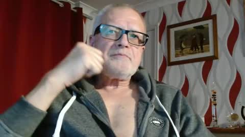 Snapshot of daddiescockforyou chatting on October 2025 08:10:01 PM Brian ... online show from October 2025 08:10:01 PM