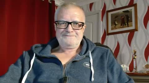 Snapshot of daddiescockforyou chatting on October 2025 08:09:02 PM Brian ... online show from October 2025 08:09:02 PM