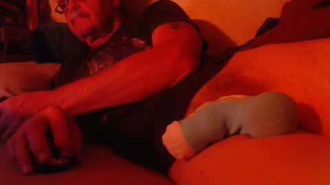 Snapshot of daddiesmonstercock chatting on December 2024 10:56:02 AM daddiesmonstercock online show from December 2024 10:56:02 AM