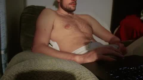 Snapshot of daddydoesit69 chatting on January 2025 05:09:01 AM Leo online show from January 2025 05:09:01 AM
