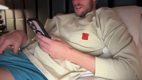 Snapshot of daddydoesit69 chatting on January 2025 06:49:01 PM Leo online show from January 2025 06:49:01 PM