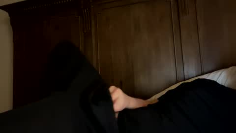 Daddy online show from March 2026 06:39:01 AM