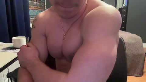 daddygmoney6969 online show from March 2026 01:33:02 AM