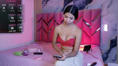 JAZMIN online show from December 2025 07:42:02 PM