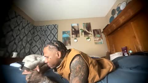 sexy tatted king bbc online show from April 2026 12:46:01 AM