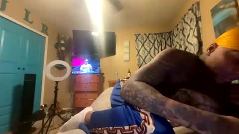 Snapshot of daddyjanimal chatting on August 2026 04:12:02 AM sexy tatted king bbc online show from August 2026 04:12:02 AM