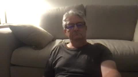 daddymike92883_1 online show from December 2024 05:42:01 AM