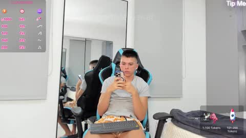 daddyrich4u online show from October 2025 12:33:02 AM