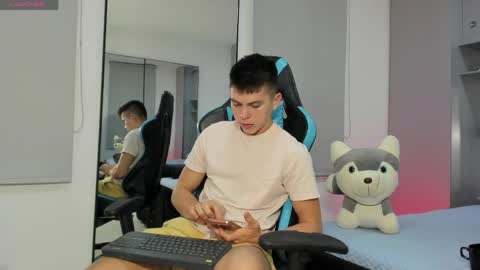 Snapshot of daddyrich4u chatting on May 2026 12:48:02 AM daddyrich4u online show from May 2026 12:48:02 AM