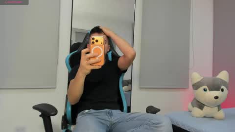 Snapshot of daddyrich4u chatting on May 2026 12:15:01 AM daddyrich4u online show from May 2026 12:15:01 AM