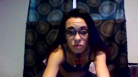 Snapshot of daddysgoodbaby_1423 chatting on October 2025 07:02:01 PM daddysgoodbaby_1423 online show from October 2025 07:02:01 PM