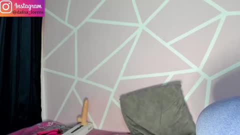 dafna lorens  online show from November 2025 01:16:01 AM