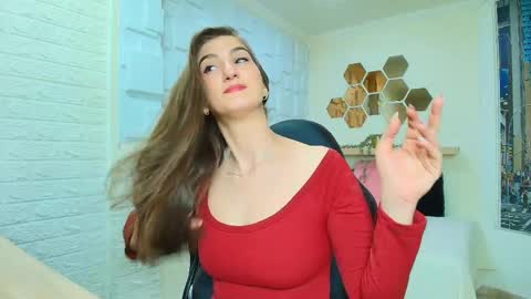 Dafne Castro online show from April 2026 07:03:02 PM