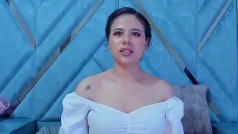 Dafne online show from September 2025 08:20:02 PM