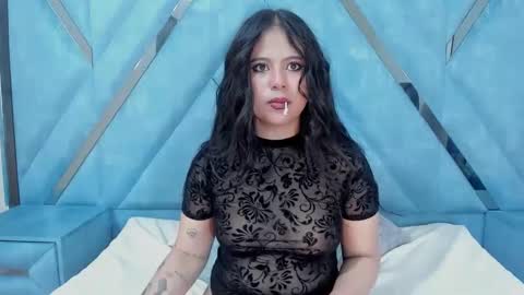 Dafne online show from October 2025 04:43:02 AM