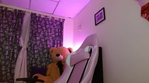 dafne_hot77 online show from October 2025 09:29:01 AM