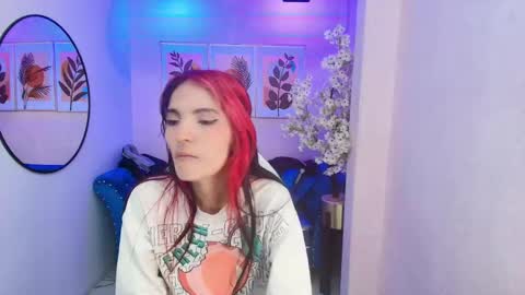 Snapshot of dafne_huges chatting on September 2025 07:52:01 PM dafne huges online show from September 2025 07:52:01 PM