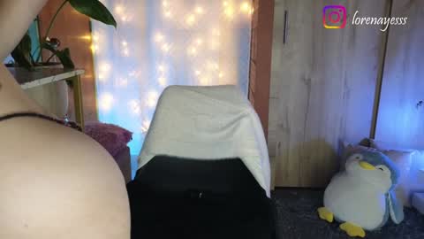 Snapshot of dafne_shark chatting on January 2025 12:40:01 PM LORENA online show from January 2025 12:40:01 PM