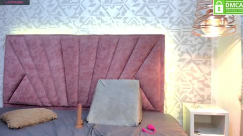 dafnee_e online show from December 2024 11:25:01 PM