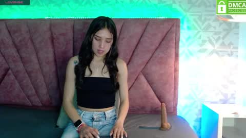 dafnee_e online show from February 2025 08:46:01 PM