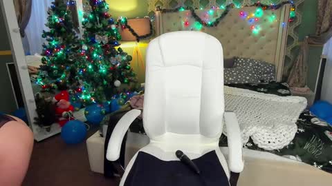 Dafni Mon online show from January 2025 12:55:01 PM