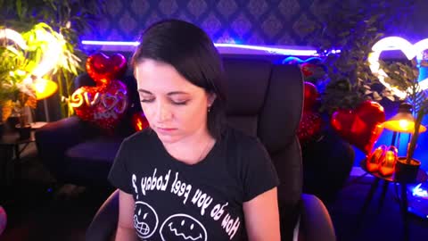 Dafni Mon online show from February 2025 01:43:02 PM