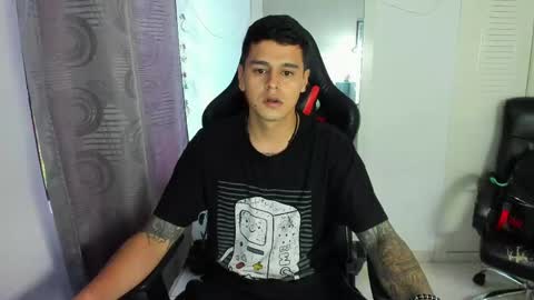 my name is Jhon and I live in colombia online show from May 2026 11:04:02 AM