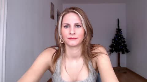 Dagmarie online show from December 2024 10:18:02 AM