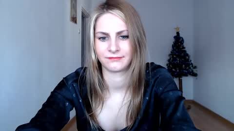 Dagmarie online show from December 2024 10:21:01 AM