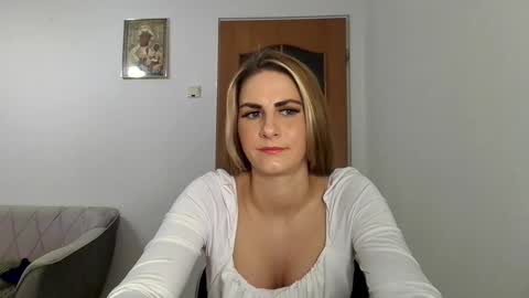 Dagmarie online show from February 2025 08:42:01 PM