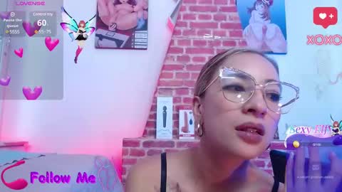 Snapshot of dagny_ chatting on February 2025 03:23:01 AM Dagny online show from February 2025 03:23:01 AM