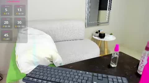 Snapshot of dahian_carter chatting on June 2026 10:15:01 AM Dahian online show from June 2026 10:15:01 AM