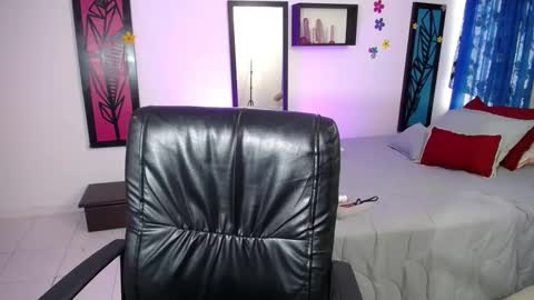 Snapshot of dahiana_sterling chatting on February 2025 10:42:02 PM Dahiana online show from February 2025 10:42:02 PM