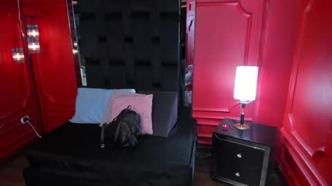 Dahiane Connor online show from November 2025 11:35:01 AM