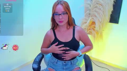 Dahlia online show from December 2025 05:38:02 AM