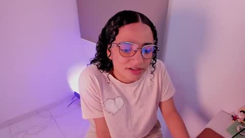 Snapshot of dahliabrowniee chatting on March 2025 10:53:01 PM Dahli online show from March 2025 10:53:01 PM