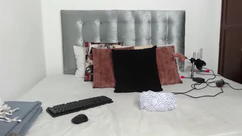 Daiisha.. online show from October 2025 08:55:02 AM