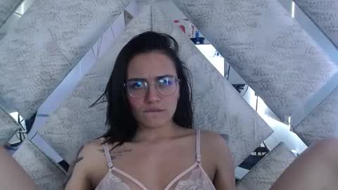 Snapshot of daila_ chatting on December 2024 05:26:02 PM daila_ online show from December 2024 05:26:02 PM