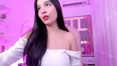 Snapshot of daila_01 chatting on December 2024 10:25:01 PM Daila online show from December 2024 10:25:01 PM