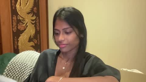 Snapshot of daily_dosessshhhh chatting on December 2024 12:05:02 PM AnnaCeleste online show from December 2024 12:05:02 PM