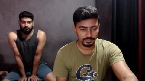 indian guys online show from December 2024 04:00:01 AM