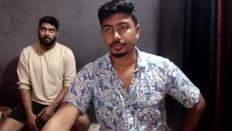 indian guys online show from December 2024 05:51:01 PM