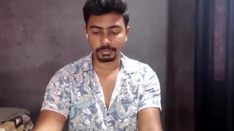 indian guys online show from February 2025 06:48:01 AM