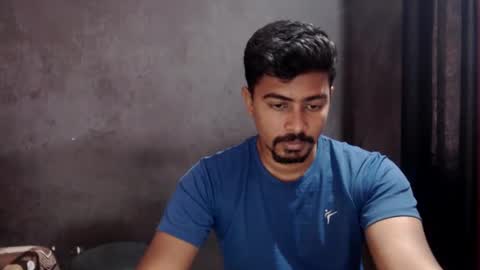 indian guys online show from February 2025 05:53:02 AM